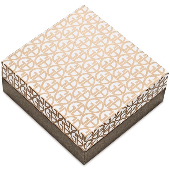 Giani Bernini Stud Earrings - Picture 3 of 4